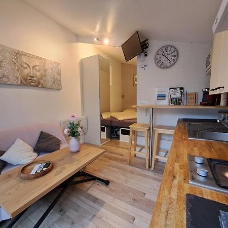 Joli Studio Au Calme Dans Un Jardin Privatif Ouistreham Exteriér fotografie